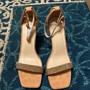 New  size 10  open toe heels